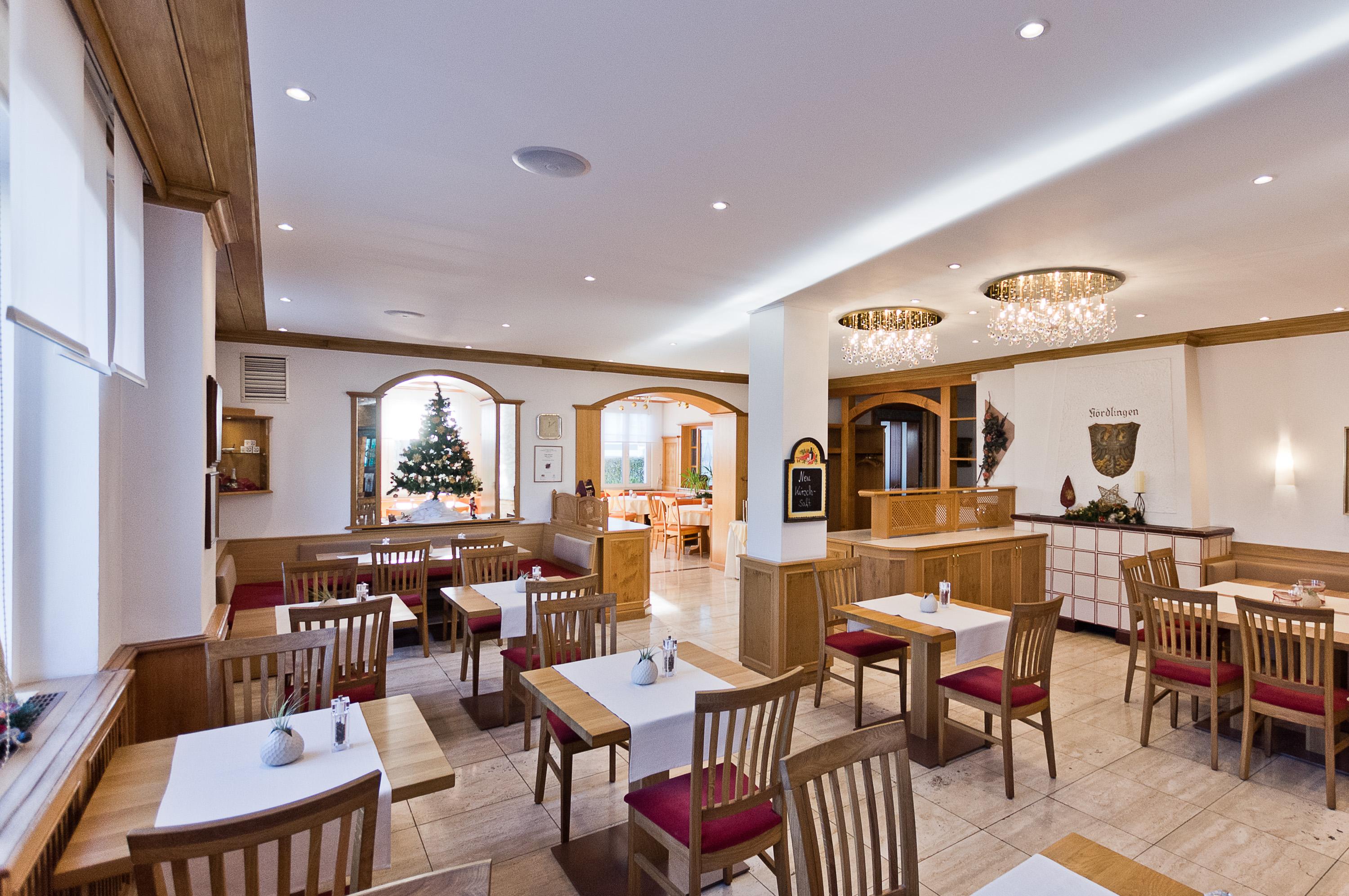 Arthotel Ana Flair Nordlingen Bagian luar foto