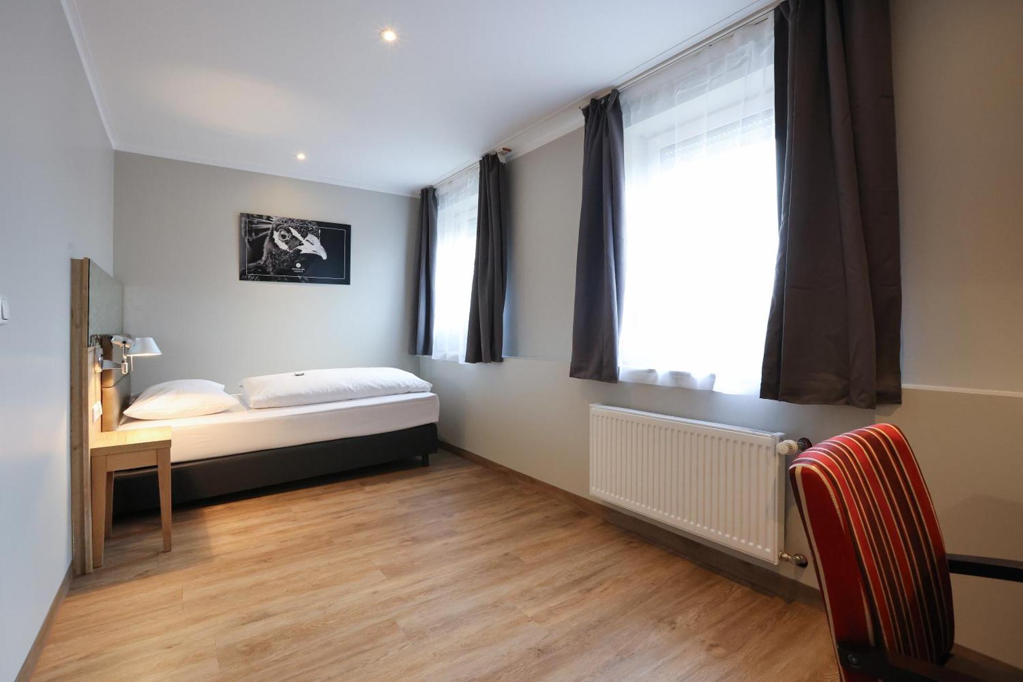 Arthotel Ana Flair Nordlingen Bagian luar foto